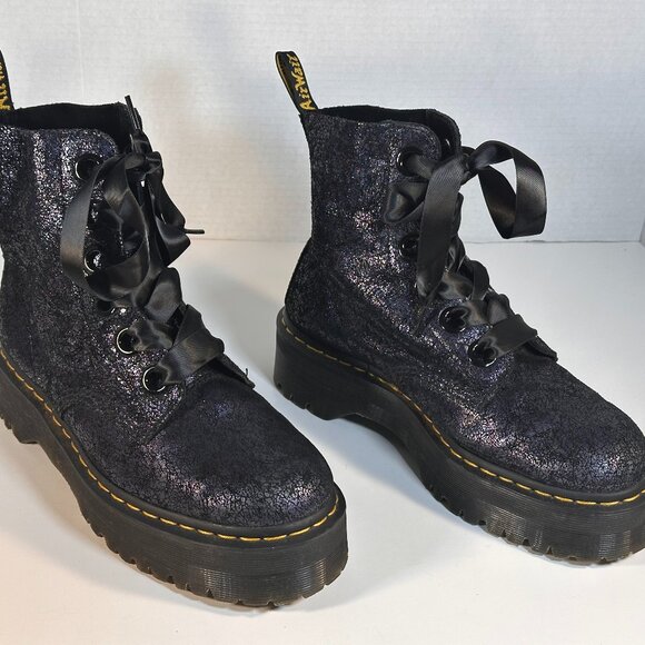 Ladies size 10 Dr Martens New Platform Molly Boots - Picture 13 of 15